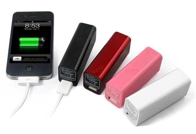 Powerocks Stone 1 – A 2600mAh Battery Charger for Smart Phones - G style magazine - USB