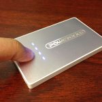 Powerocks Tarot – A 1500mAh Battery Charger for Smart Phones Review - G Style Magazine - Accessories - Indicator