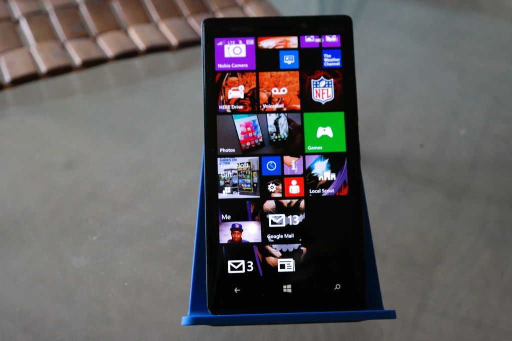 Nokia Lumia Icon 