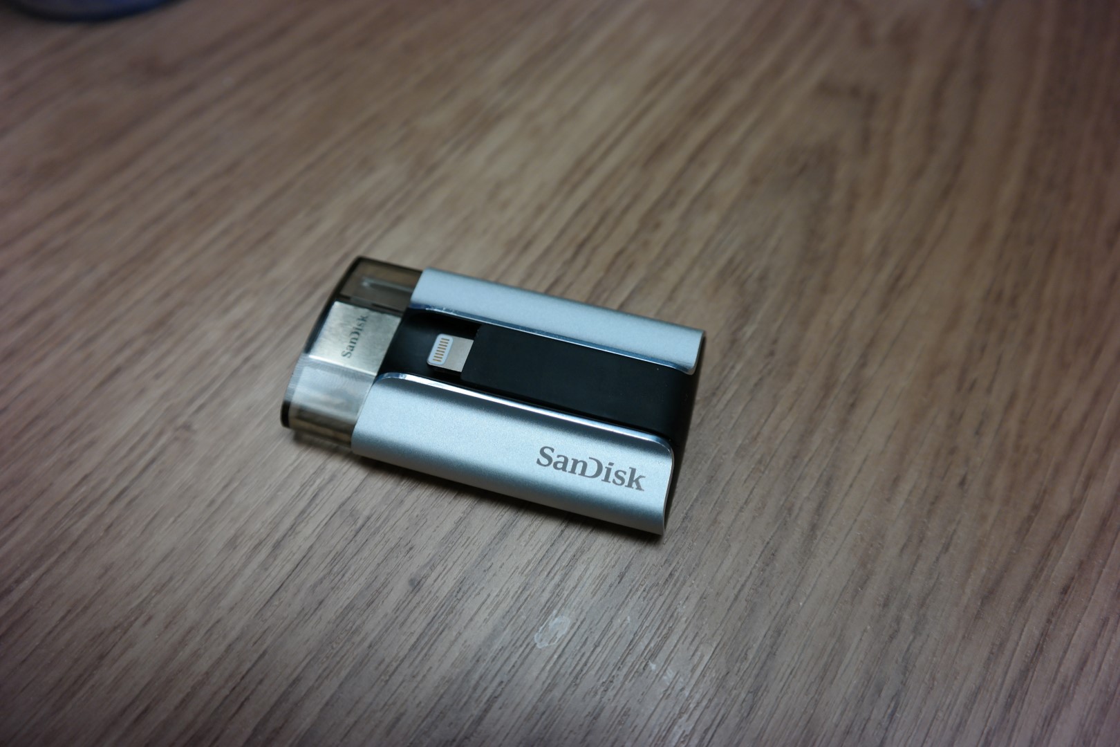 Clé USB iXpand Flash Drive 32 Go - USB for iPhone SANDISK