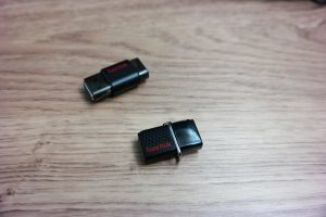 SanDisk-Ultra-Dual-Drive-USB vs