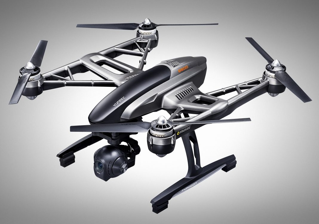 Blank pustes op Se igennem Yuneec Typhoon Q500 Drone Goes 4K – G Style Magazine